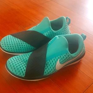 Nike lady shoes